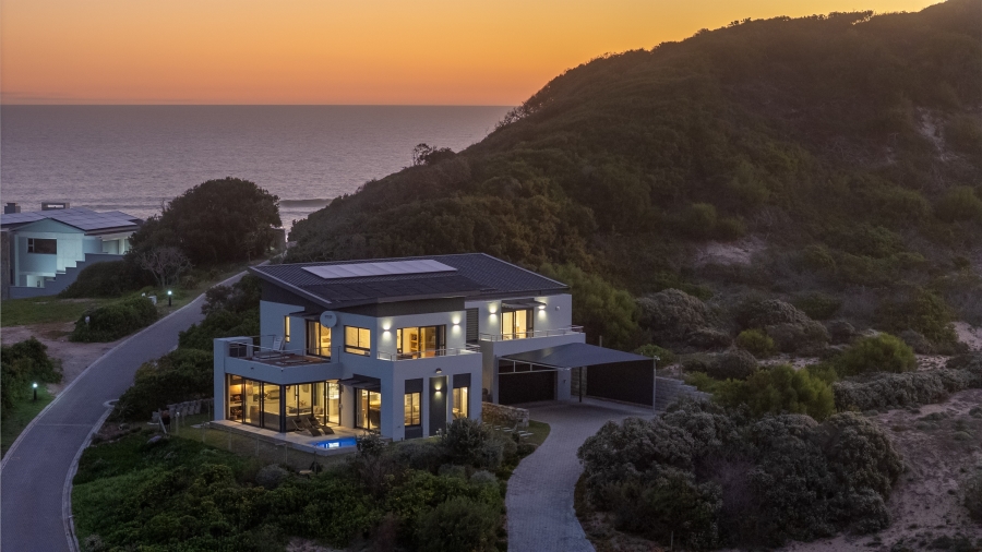 3 Bedroom Property for Sale in Myoli Beach Western Cape